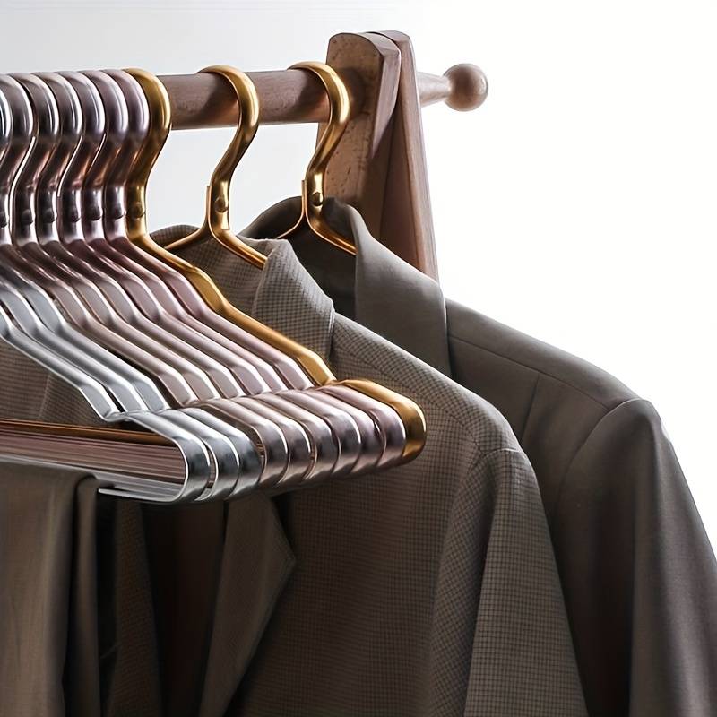 BowLift | Brass Clothes Hangers | Premium, Durable & Ideal for Luxury Garments in Your Wardrobe