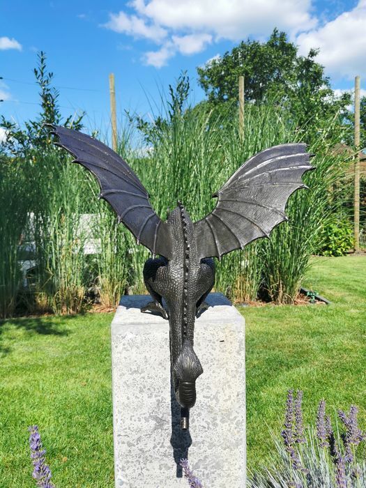 BowLift | Precision Casting Fire-breathing Dragon Sculpture Waterscape