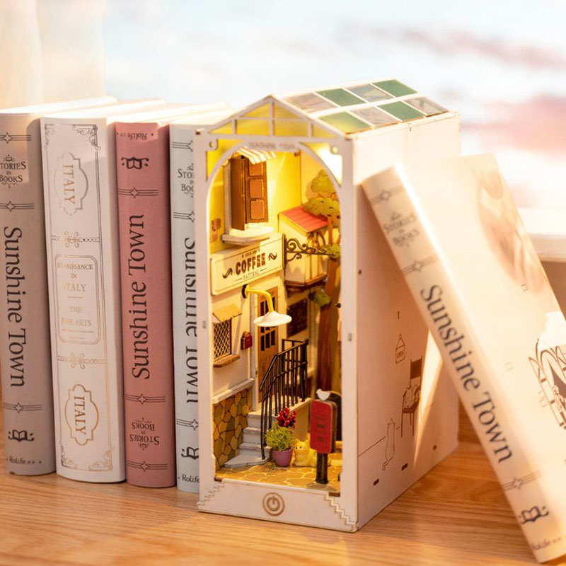 BowLift | 3D Wooden Book Nook Puzzle