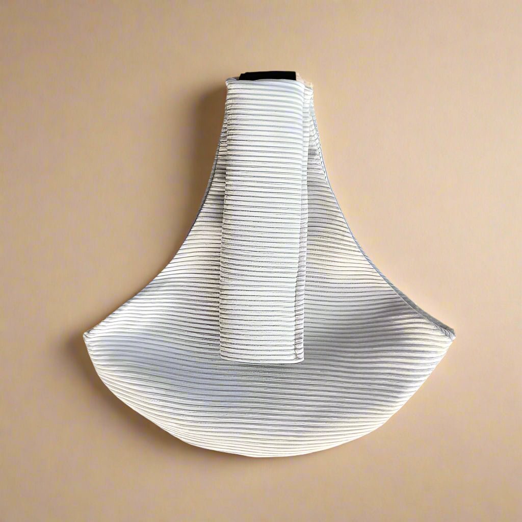 BowLift | Carrynest Baby Sling – Ergonomic Hip Seat Carrier for Comfortable, Hands-Free Babywearing