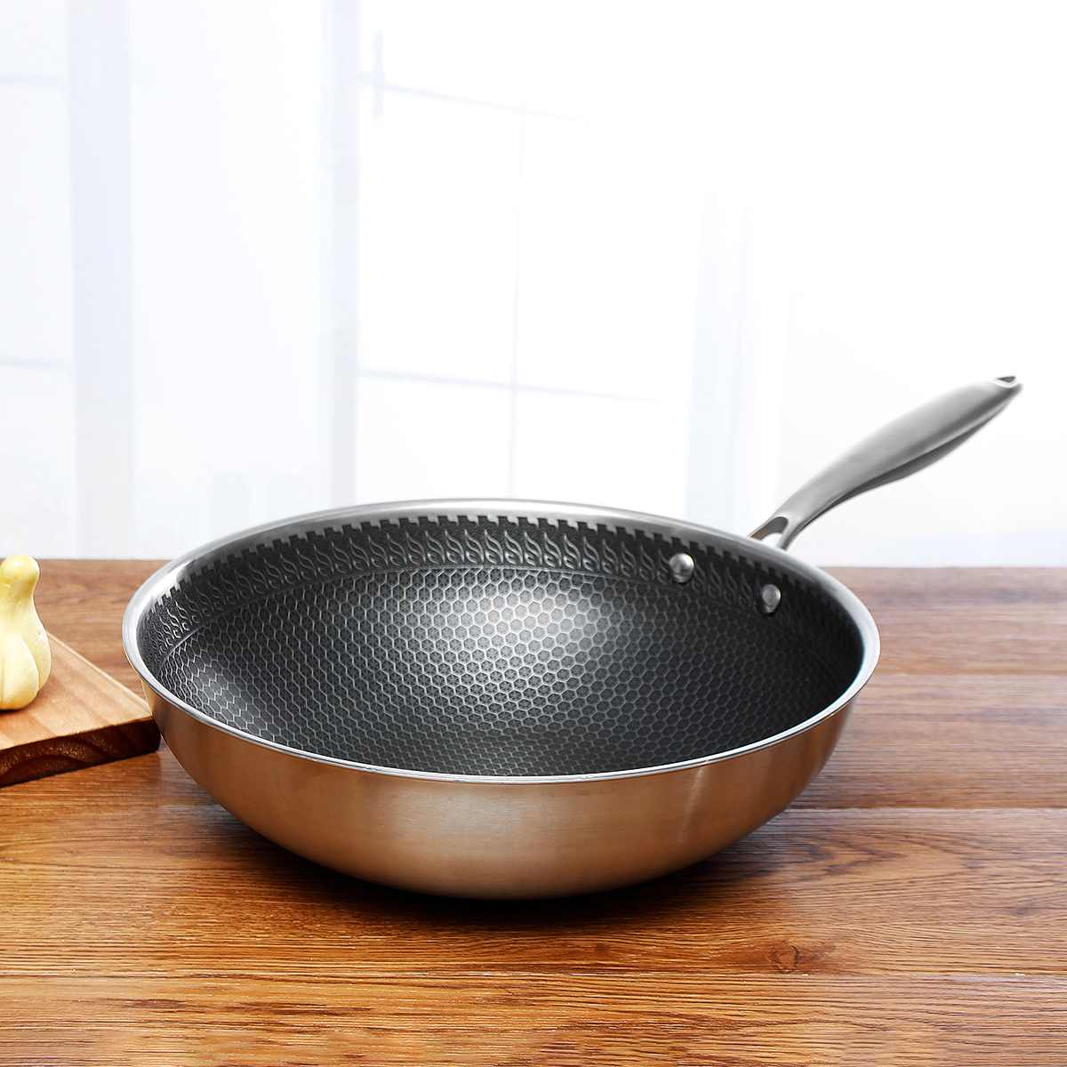 BowLift | ChefSteel Pan – Stainless Steel Non-Stick Frying Pan for Effortless Cooking