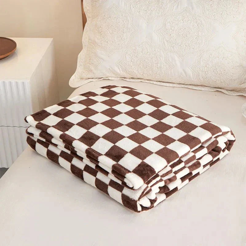 BowLift | Classic Checkered Pattern Sofa Blanket