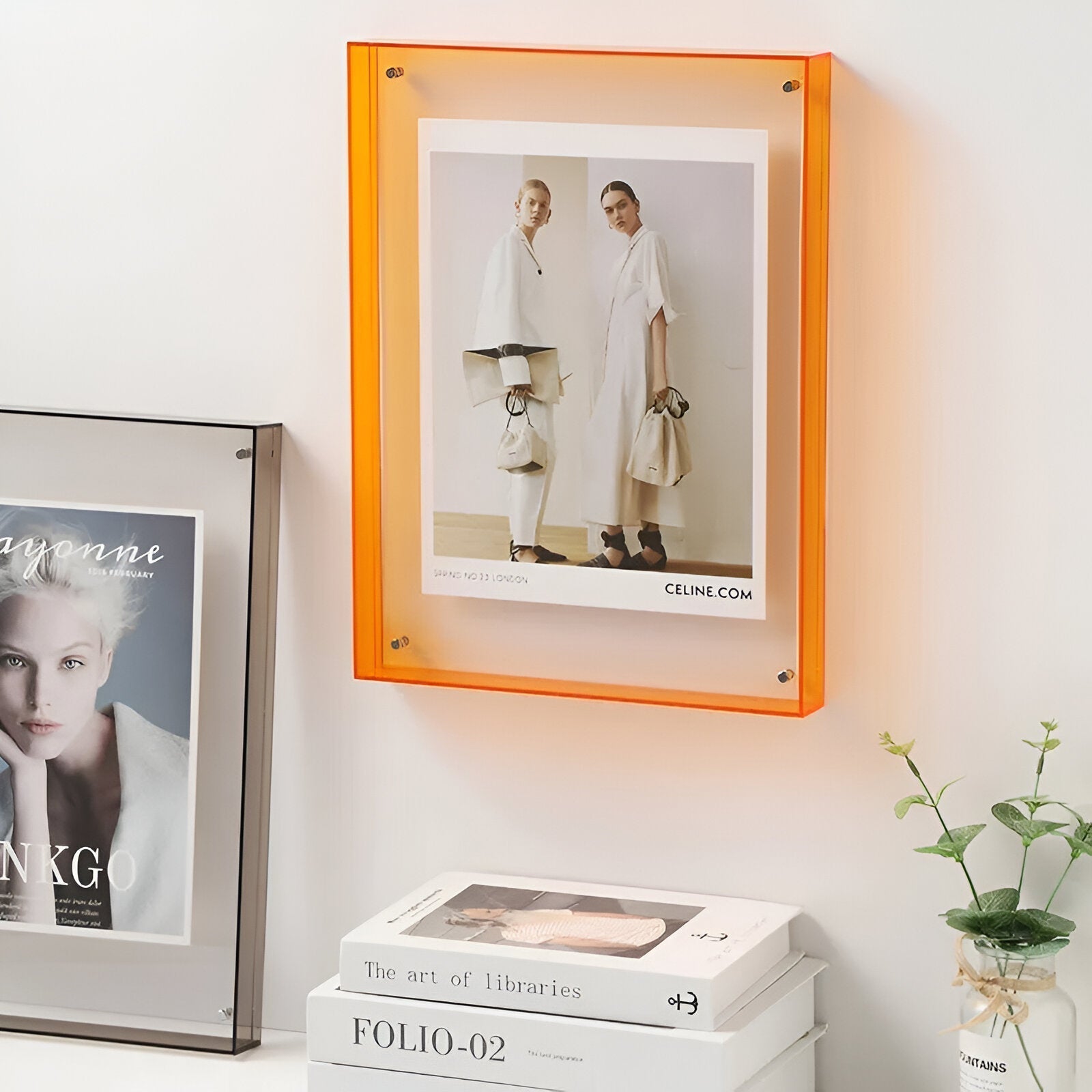BowLift | Colorful transparent acrylic picture frame