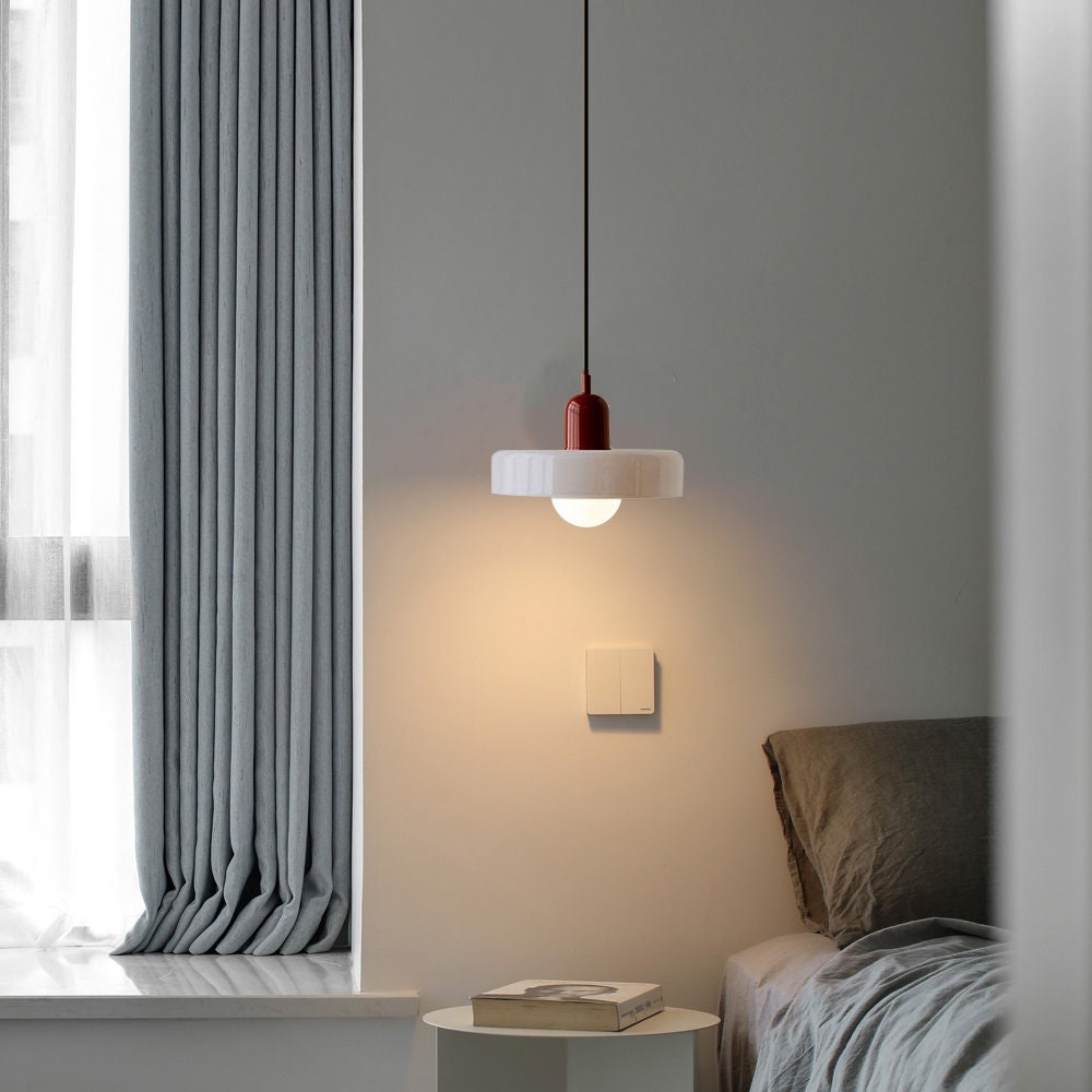 BowLift | Colourful Pendant Lamp in Bauhaus Style - StiloGlas