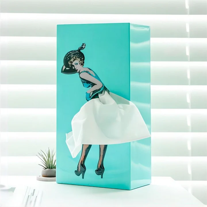 BowLift | Flying Skirt Tissue Box