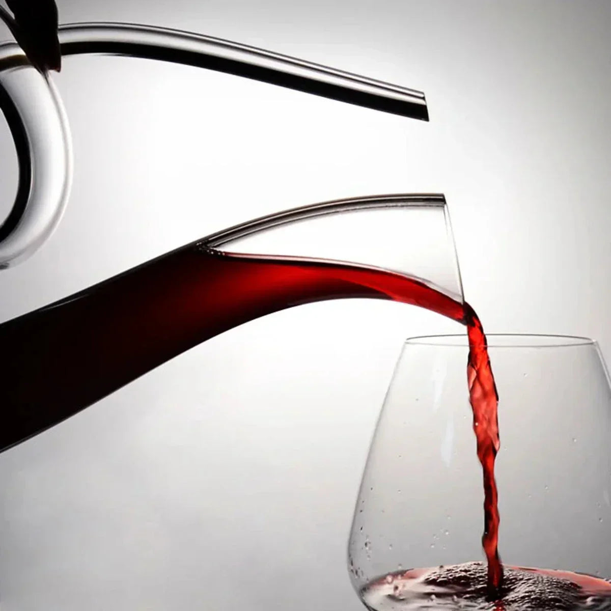 BowLift | Exclusive Wine Decanter Made of Pure Lead-Free Crystal
