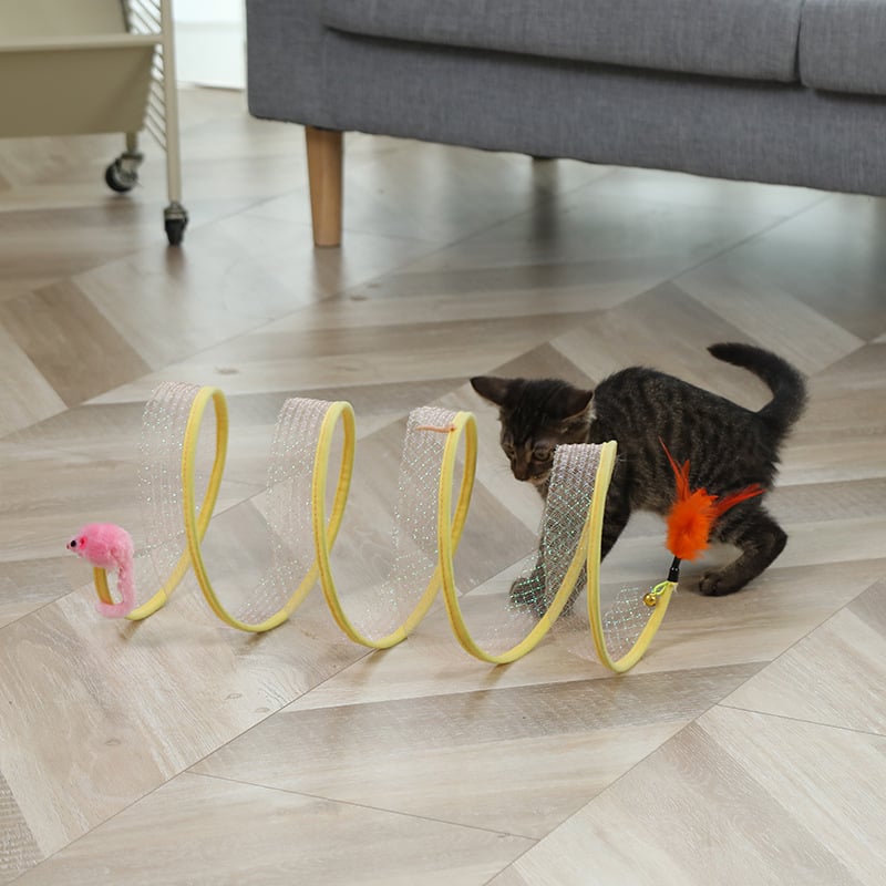BowLift | Folded cat tunnel