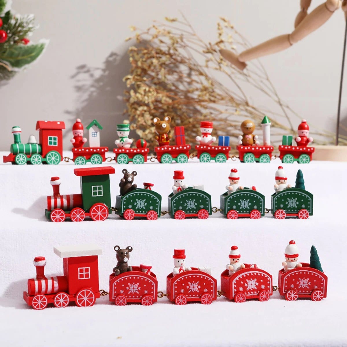 BowLift | Christmas Wooden Train Decoration Ornament Set