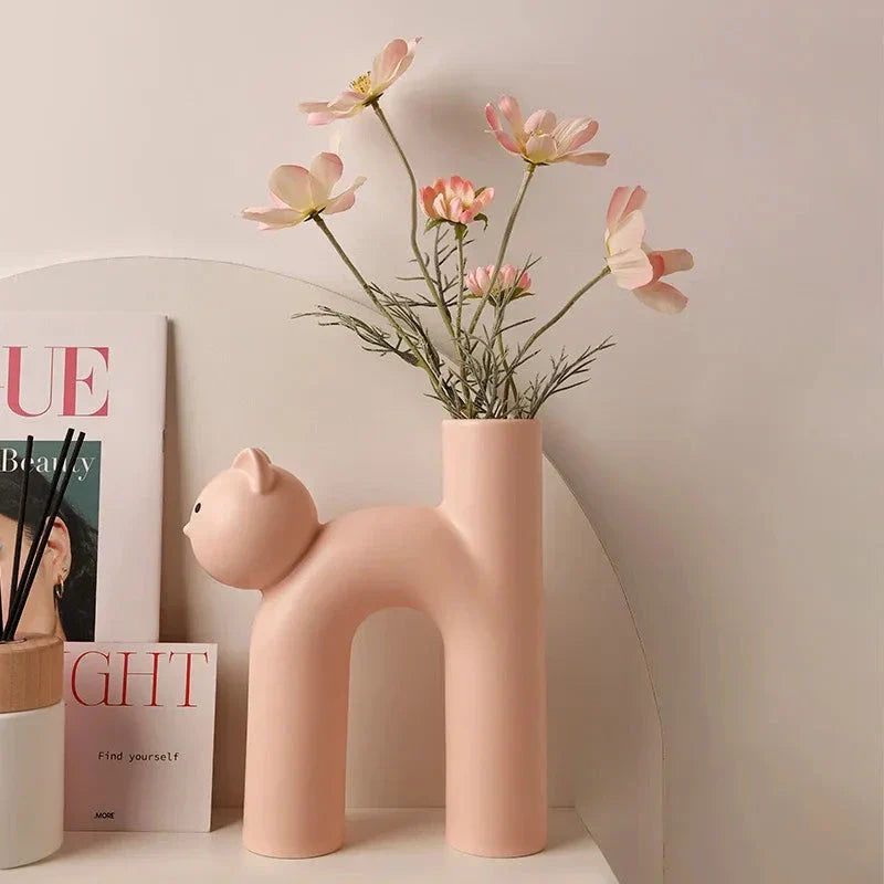 BowLift | Matte Kitten Flower Vase