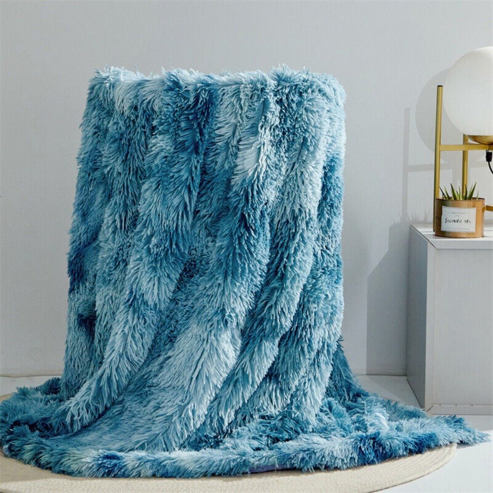 BowLift | FLURON – Luxurious Faux Fur Blanket with Silky Touch