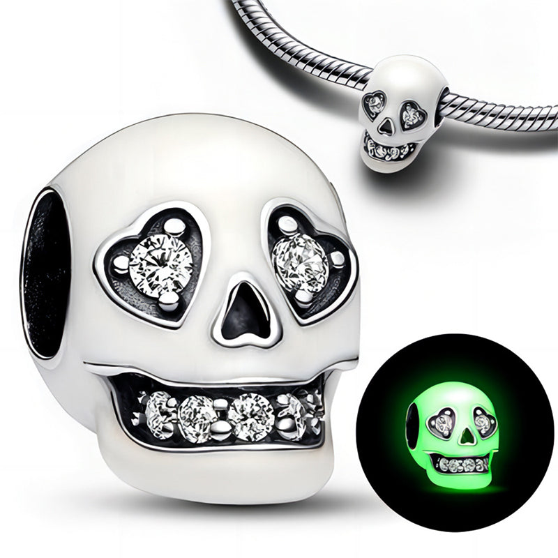 BowLift | Shining Glitter Skull Pendant