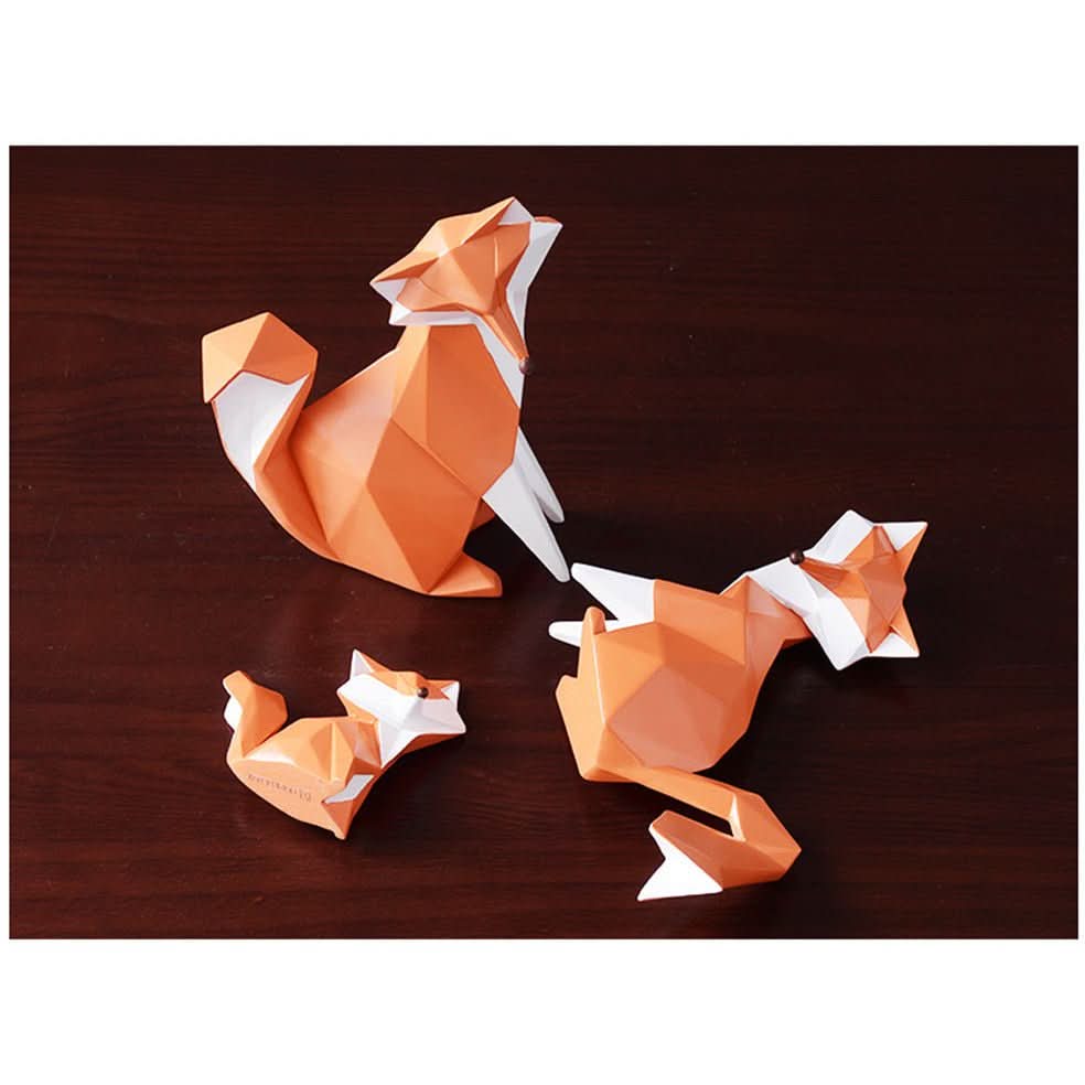 BowLift | Geometric Fox Figurine – Modern Resin Sculpture