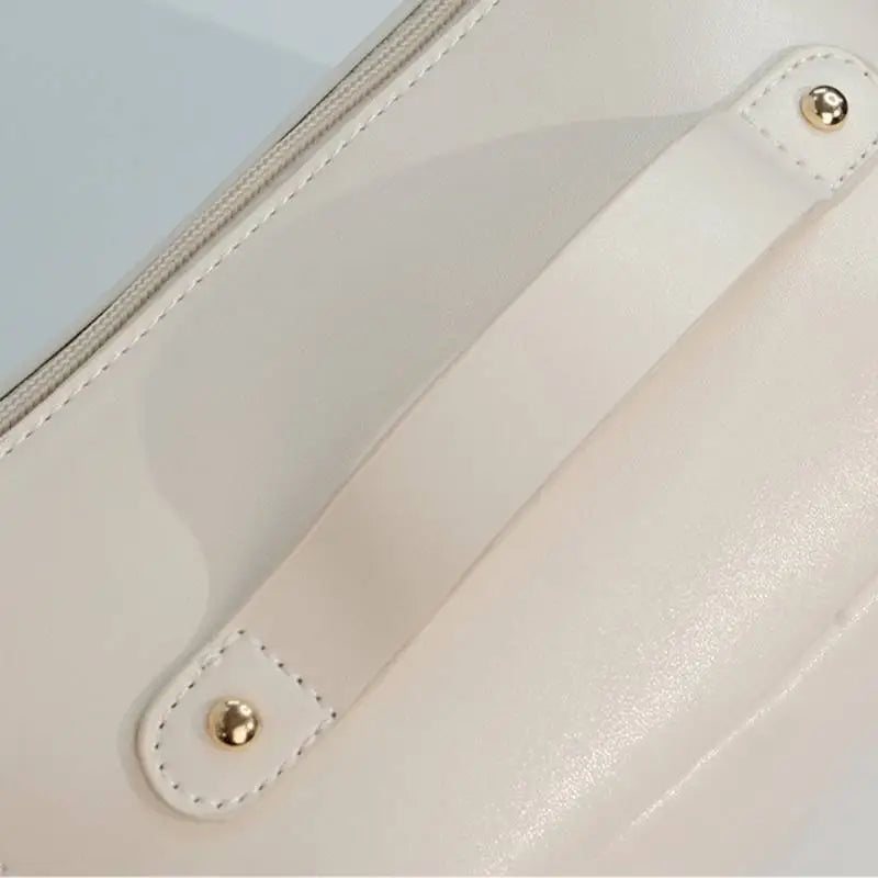 BowLift | GlamourBox - Elegant cosmetic bag with large capacity