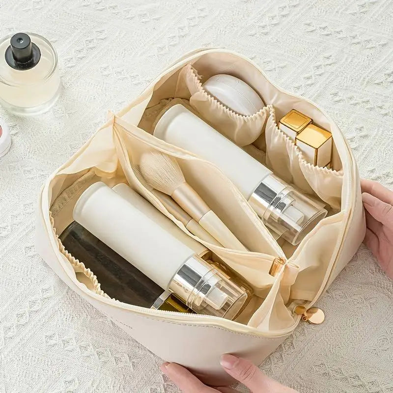 BowLift | GlamourBox - Elegant cosmetic bag with large capacity