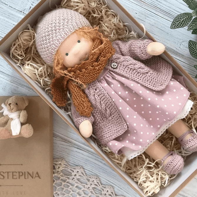 BowLift | Handcrafted Waldorf Cuddle Doll – Poppi