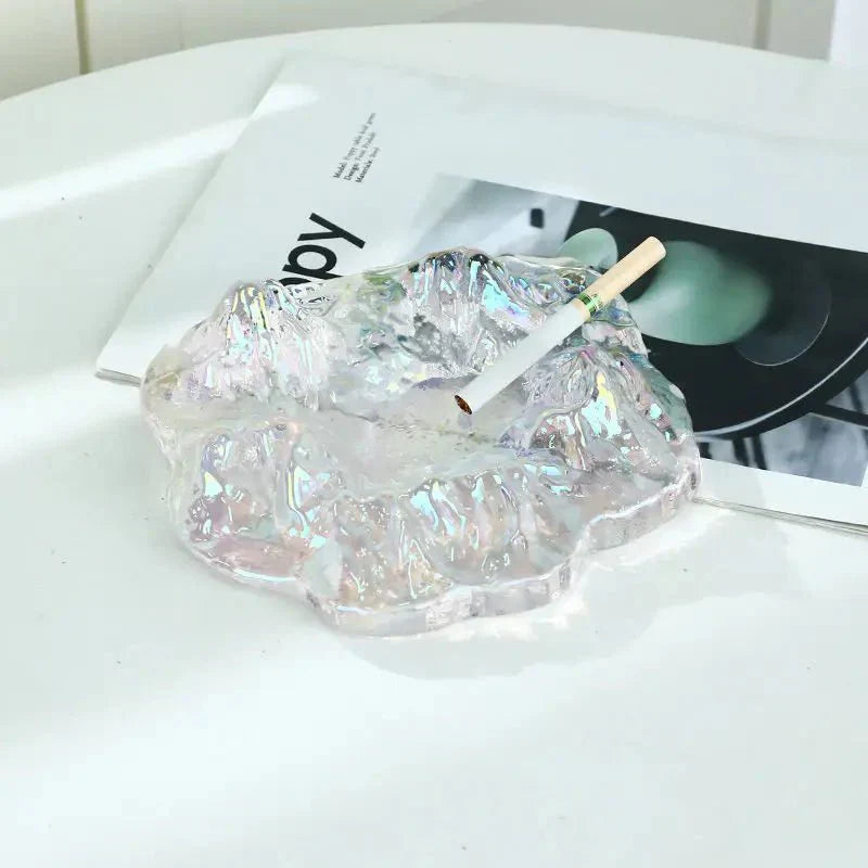 BowLift | Ashtray decoration made of mountain glass in ice style