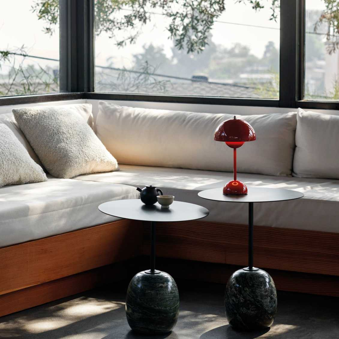 BowLift | LED Table Lamp - MoonGlow