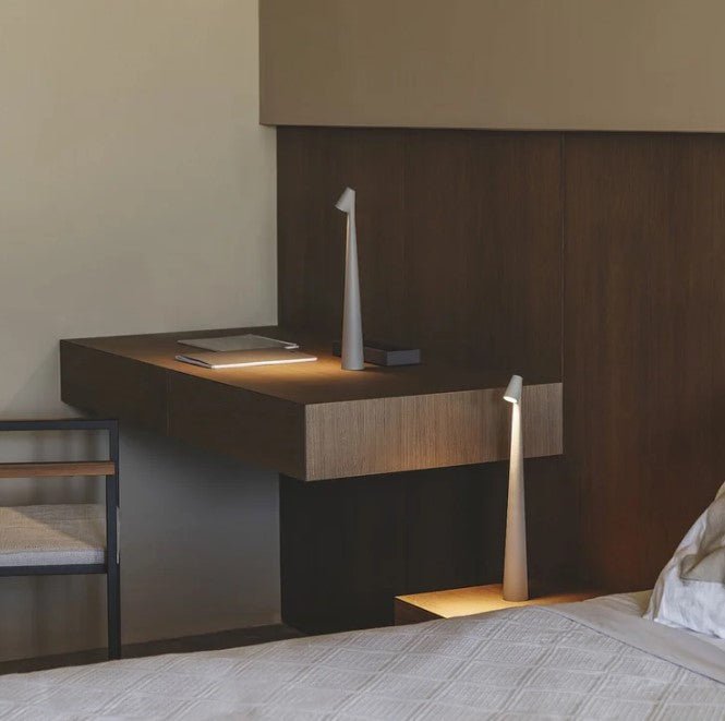 BowLift | Portable Table Lamp