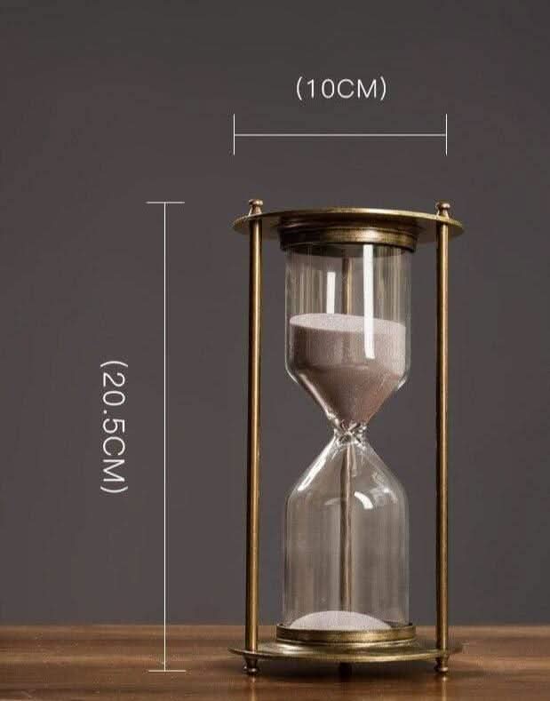 BowLift | CHRONUS – Elegant hourglass for Timeless Beauty