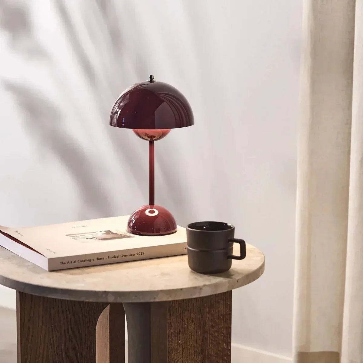 BowLift | Add a touch of retro charm to your home with this lamp