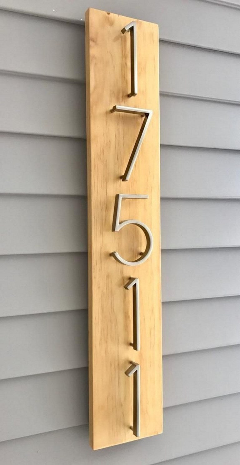 BowLift | Silver modern house numbers