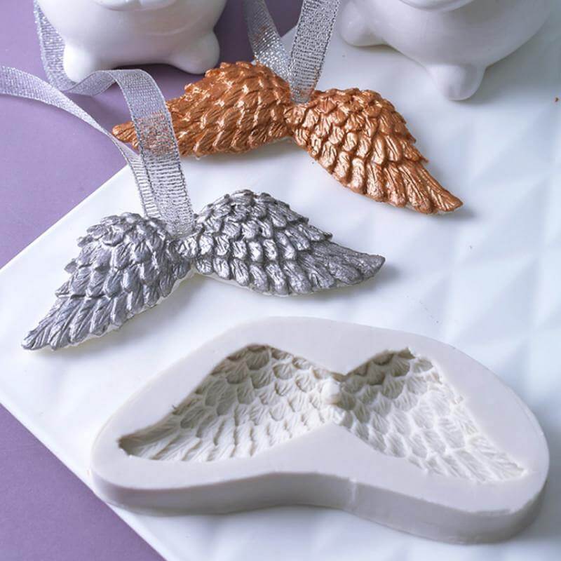 BowLift | Angel Wings Silicone Baking Mold