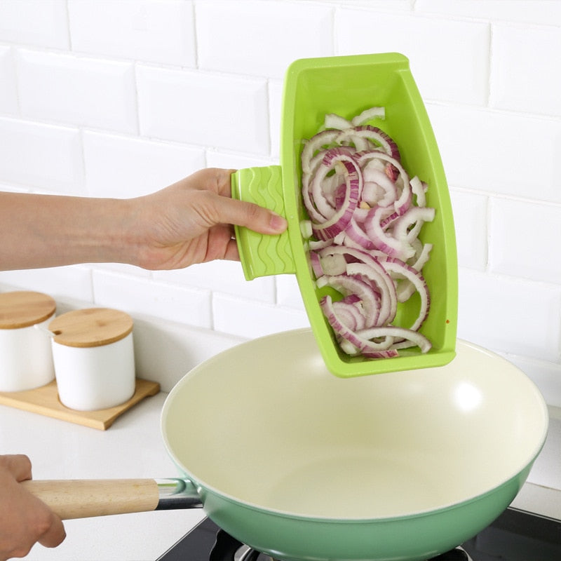 BowLift | Portable Cutting Board Vegetable Drainer