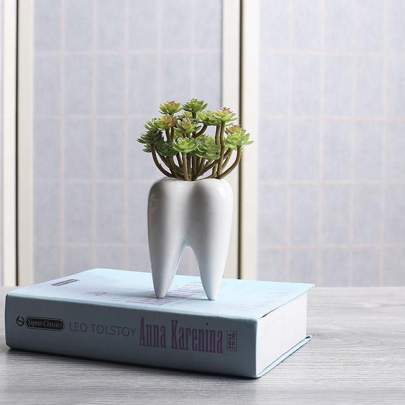BowLift | Tooth Shape White Ceramic Modern Flower Pot