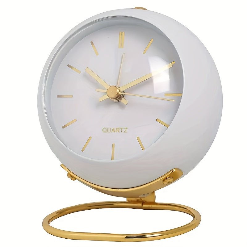 BowLift | Buzzley Retro Silent Alarm Clock – Vintage Metal Analogue Clock with Night Light