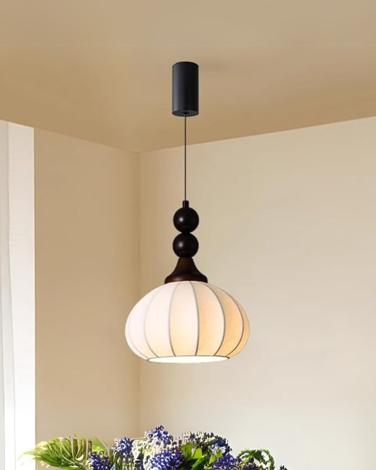 BowLift | Silk Soft Table Lamp with Warm Light