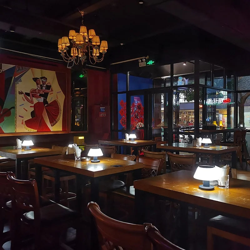 BowLift | Solar Energy Table Lamp - Solara