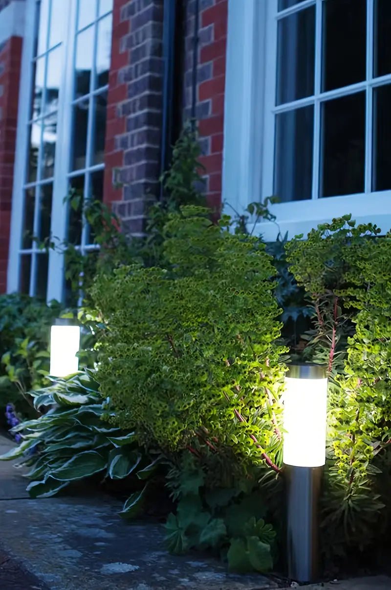 BowLift | Solar Outdoor Light | Waterproof, Energy-Efficient & Easy to Install for Garden and Pathway Illumination