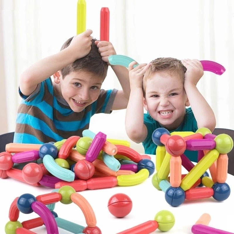 BowLift | StickCraft – Magnetic construction sticks to promote creativity and motor skills