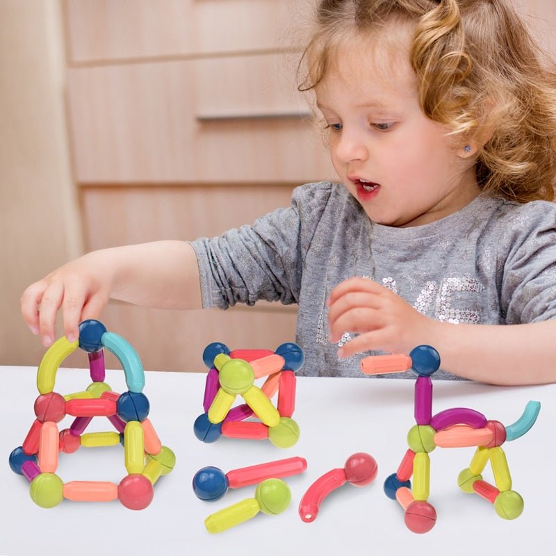 BowLift | StickCraft – Magnetic construction sticks to promote creativity and motor skills