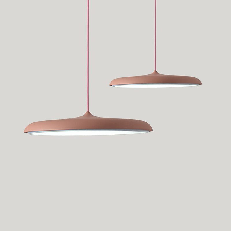 BowLift | Elegant pendant lamp for a warm atmosphere at the table