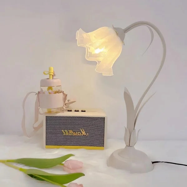 BowLift | BloomBeam - Adjustable Retro Table Lamp