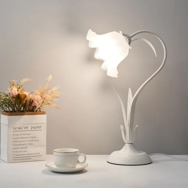 BowLift | BloomBeam - Adjustable Retro Table Lamp