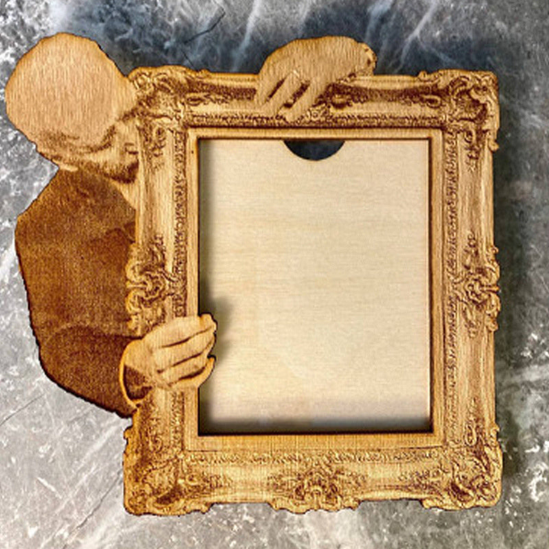 BowLift | Check out this photo frame