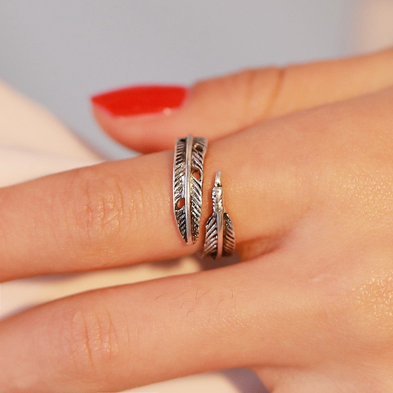 BowLift | Women’s Vintage Cat Ring | Adjustable Animal Knuckle Band | Zinc Alloy Fashion Jewelry for Daily & Party Wear