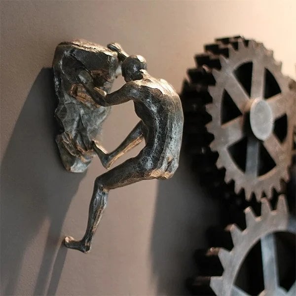 BowLift | Climber Sculpture