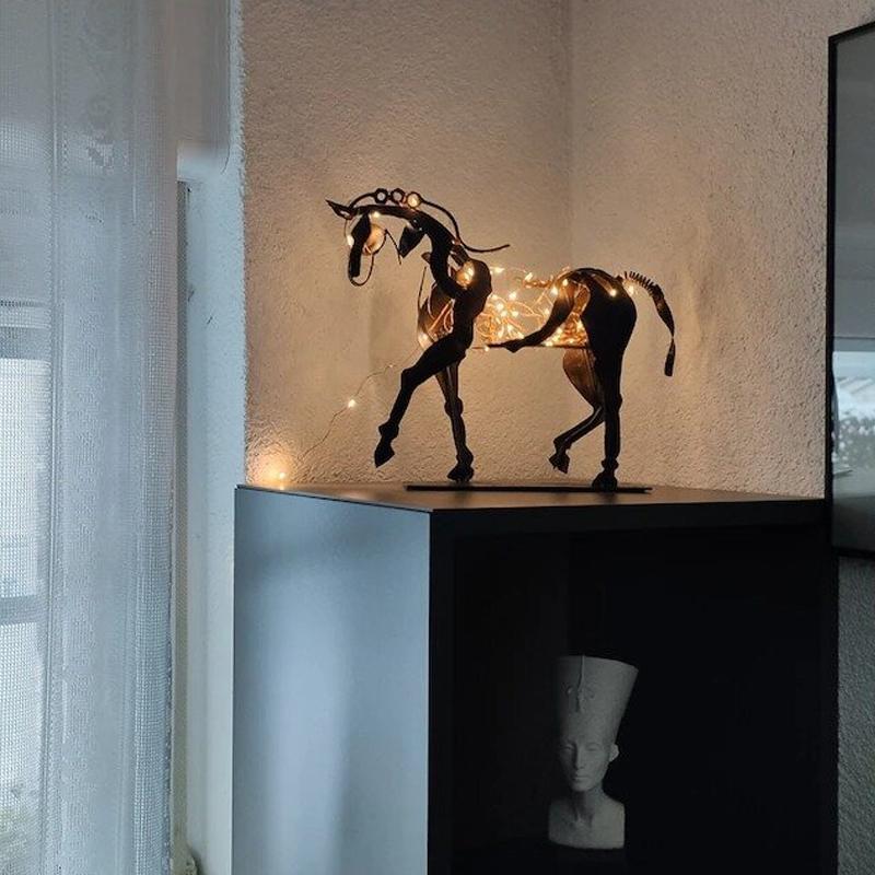BowLift | Handcrafted Metal Horse Sculpture "Adonis"