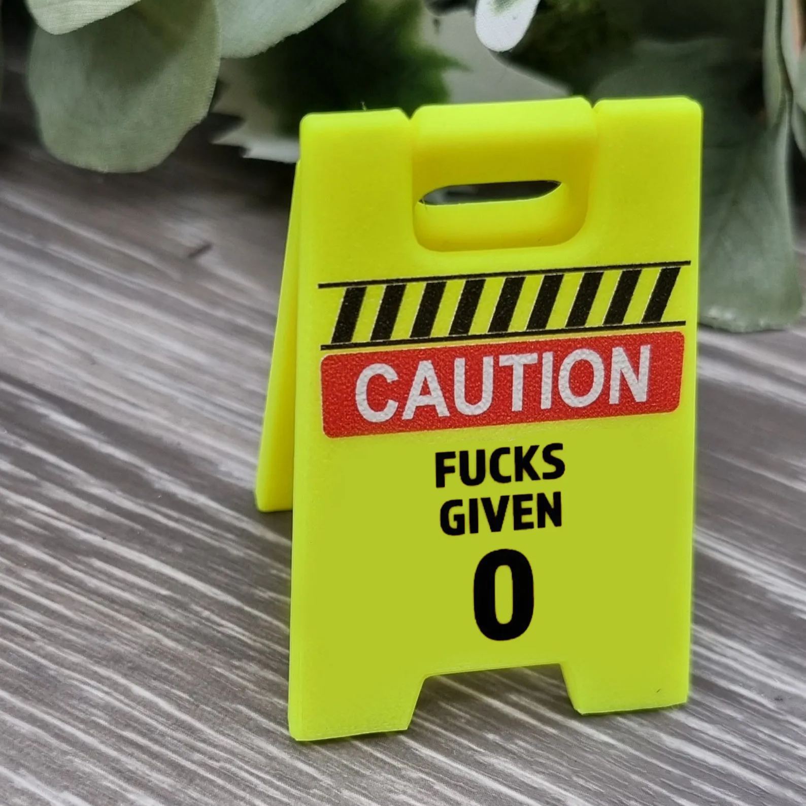 BowLift | Funny Desk Hazard-Warning Sign