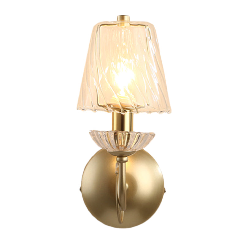 BowLift | Minimalistic Cone-Shaped Wall Light with Single Bulb Made of Clear, Twisted Glass in Gold