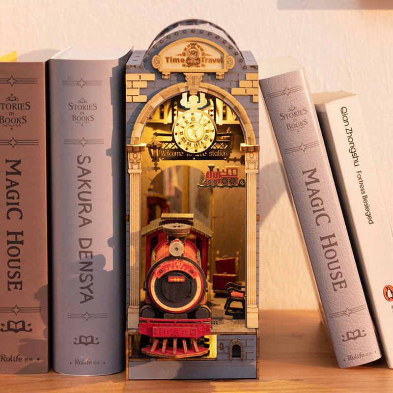 BowLift | 3D Wooden Book Nook Puzzle