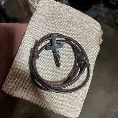 BowLift | Handcrafted - Cross Necklace