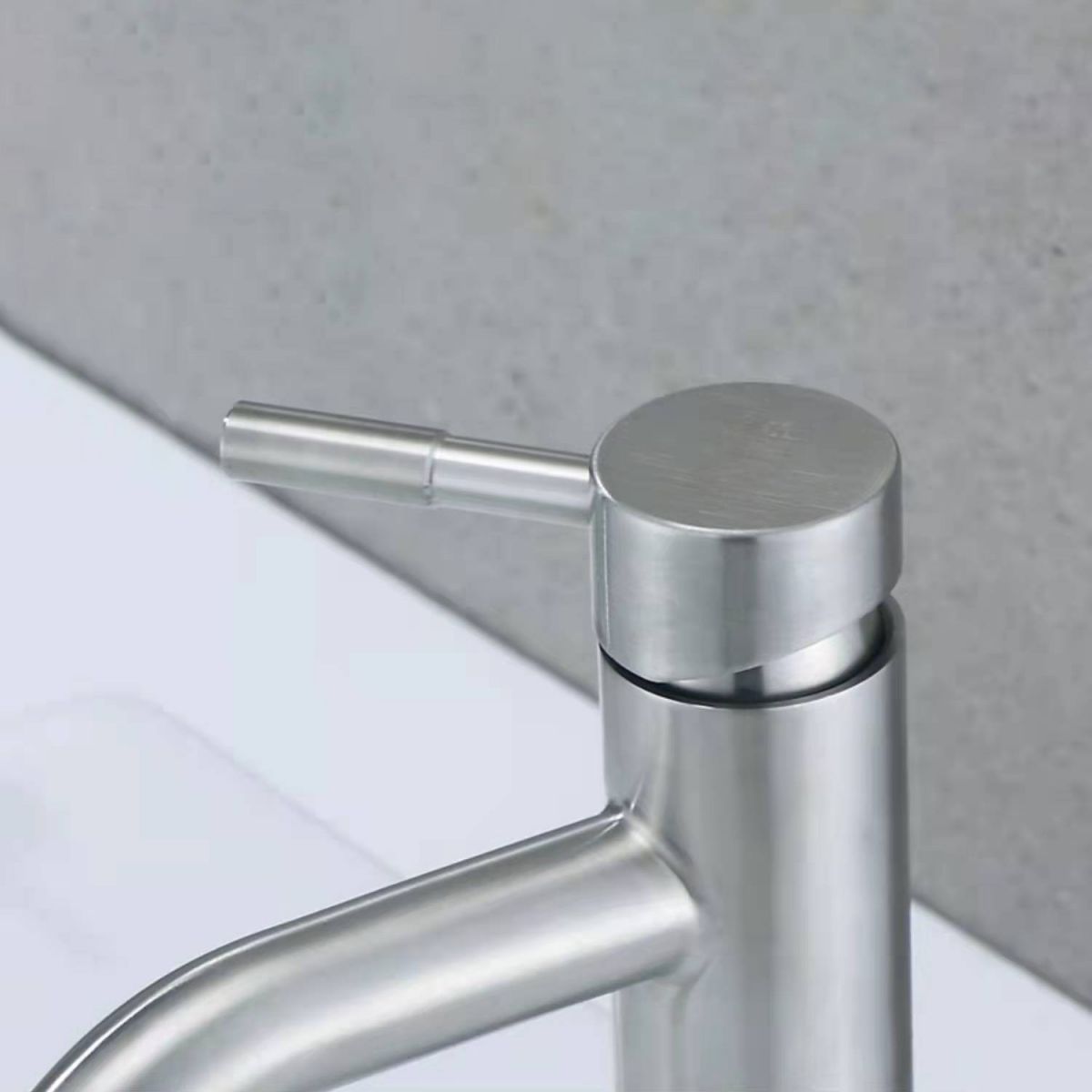 BowLift | Stainless Steel Bathroom Faucet Chrome Lever Handle Sink Faucet with 1 Hole