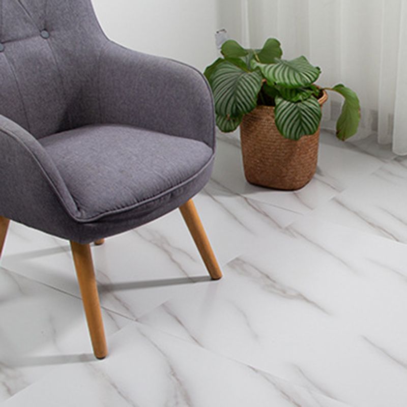 BowLift | Peel & Stick Vinyl Floor Lightweight Vinyl Floor with Marble Look