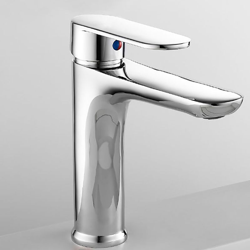 BowLift | Modern Brass Bathroom Sink Faucet Round Lever Handles Sink Faucet