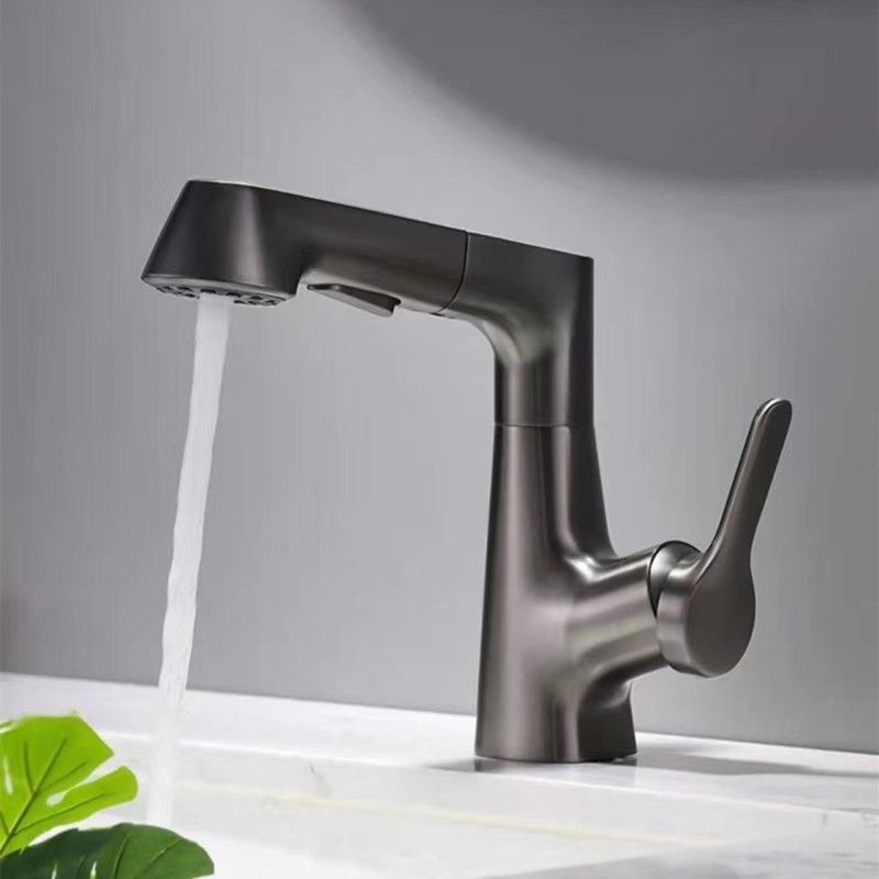 BowLift | Centered Sink Faucet Contemporary Pull-Out Faucet with Single Handle Operation