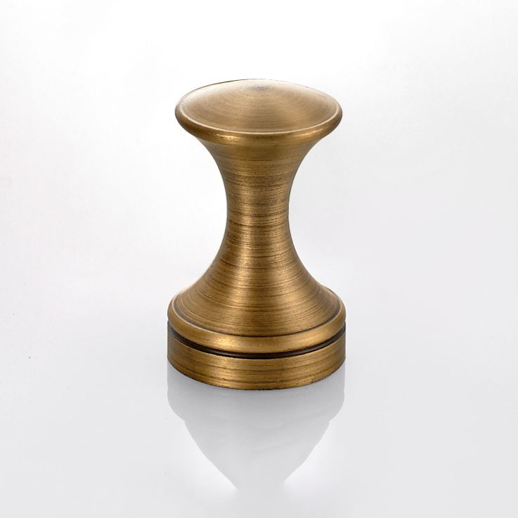 BowLift | 5-piece traditional bathroom accessory set brushed brass bathrobe hooks